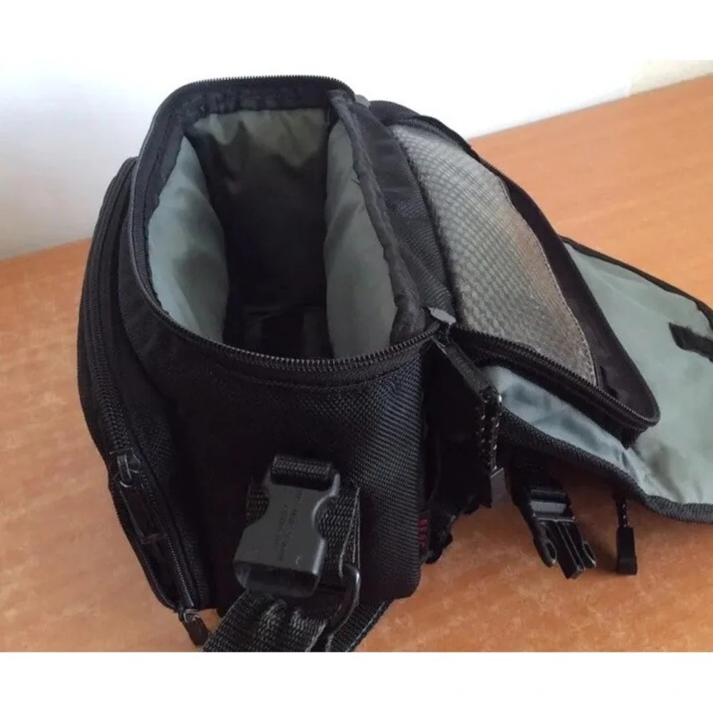 Tamrac Digital Series Camera Bag Padded Shoulder Strap Belt Loop Travel‎ Pouch